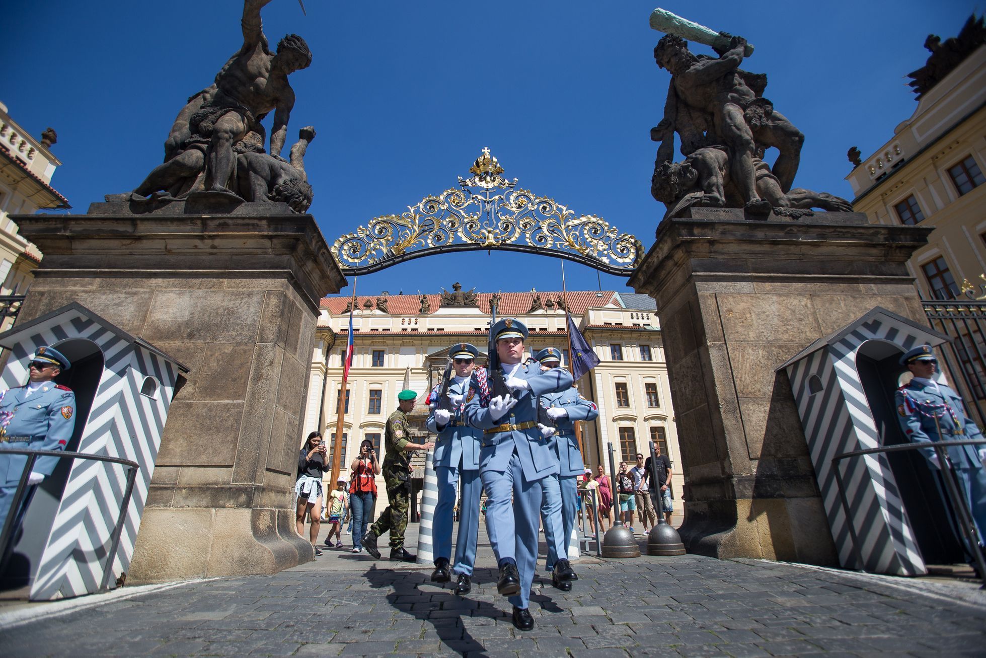 Pražský hrad, výměna hradní stráže, ilustrační foto