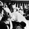 Jednorázové užití / Fotogalerie / Tak vypadal Atentát na papeže Jana Pavla II. / Youtube