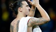 Výjimečný výkon podal švédský kapitán Zlatan Ibrahimovič. Anglii sestřelil čtyřmi góly, Švédsko vyhrálo 4:2.