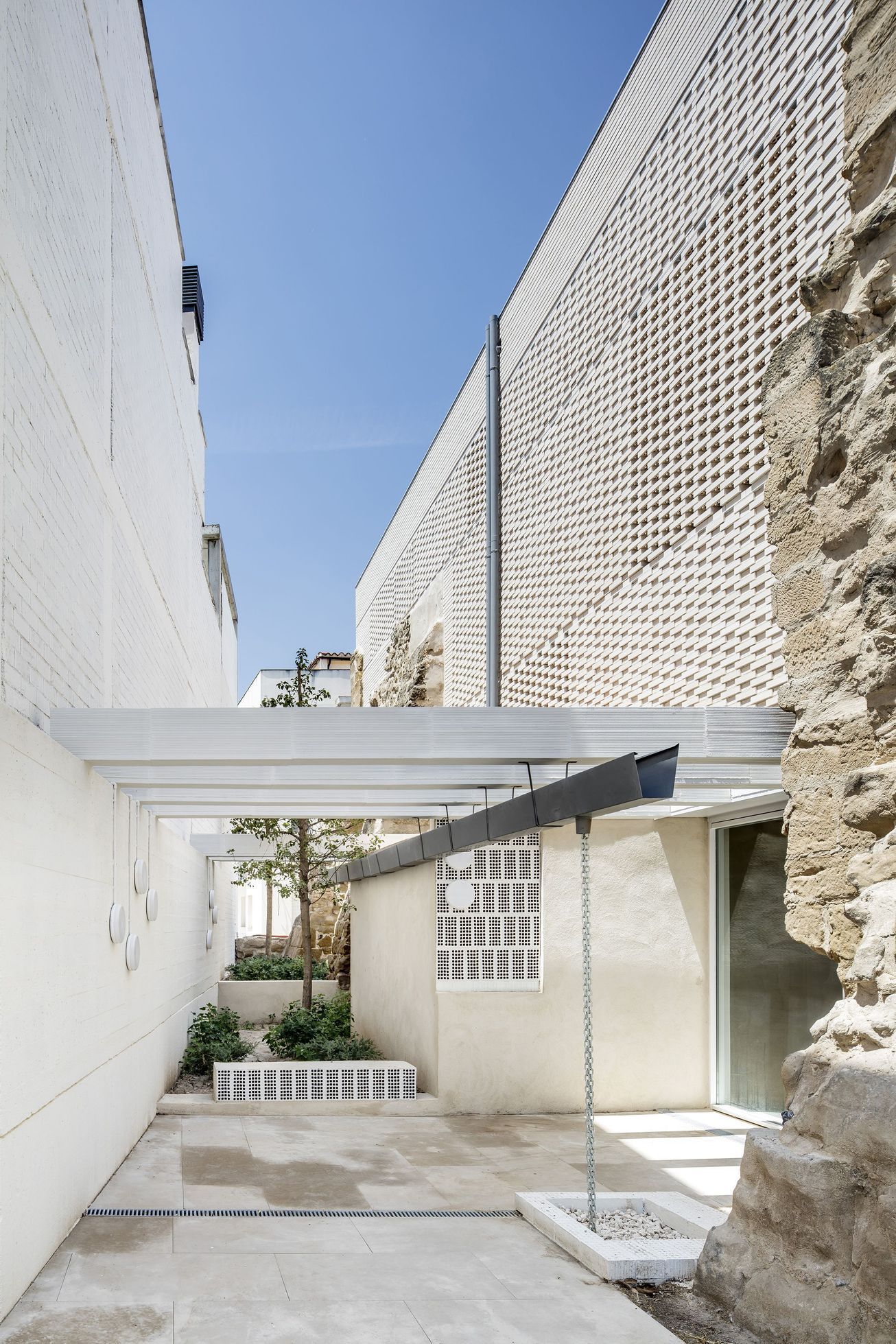 Vilanova de la Barca Church