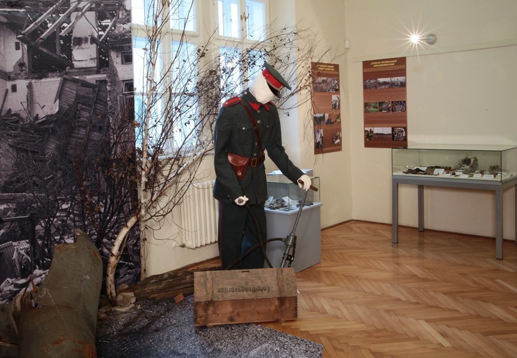 Výstava: Zkáza z Nebe. 70. výročí bombardování Přerova a leteckých bojů nad Přerovskem.