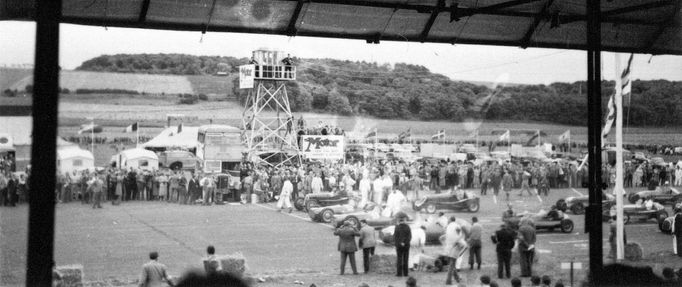 Závody ve Formule 1 a Grand Prix v 50. letech dvacátého století.