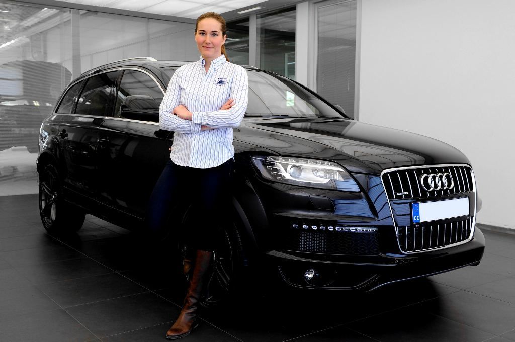 Záhrobská a Audi Q7