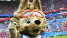 Maskot šampionátu Zabivaka v zápase Maroko - Írán na MS 2018