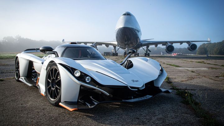 Praga se vrací na běžné silnice s hypersportem za miliony. Vyrobí jich jen 89; Zdroj foto: Praga