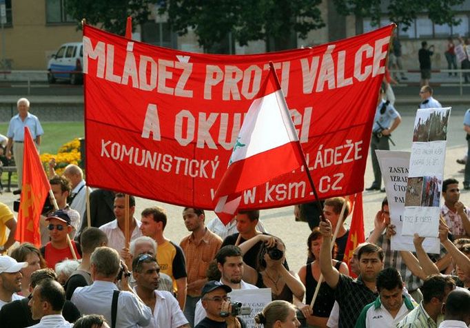 Mezi pořádajícími organizacemi byl i Komunistický svaz mládeže.