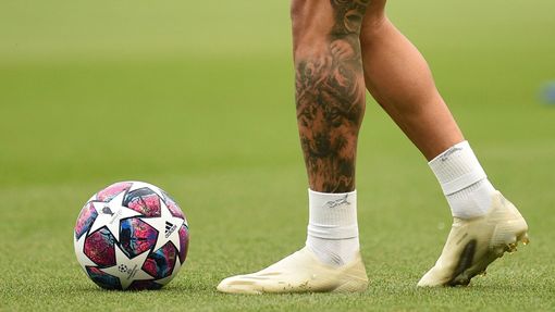 Tetování manchesterského Gabriela Jesuse při osmifinále LM Manchester City - Real Madrid
