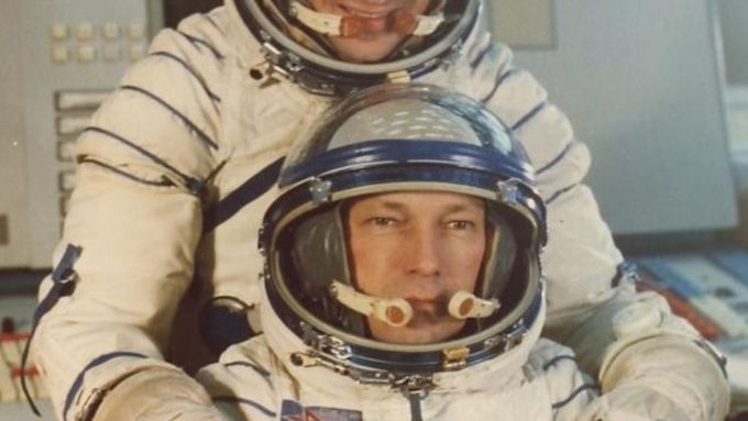 Kryl záda prvnímu kosmonautovi Remkovi, zemřel krátce před osmdesátinami