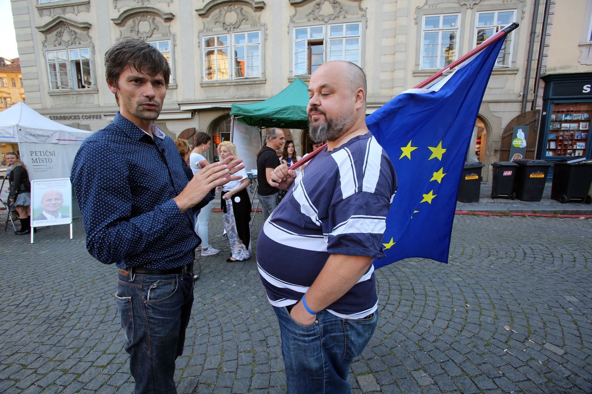 Demonstrace proti Babišovi