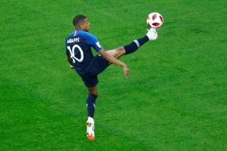 Kylian Mbappé v semifinále MS 2018 Francie - Belgie