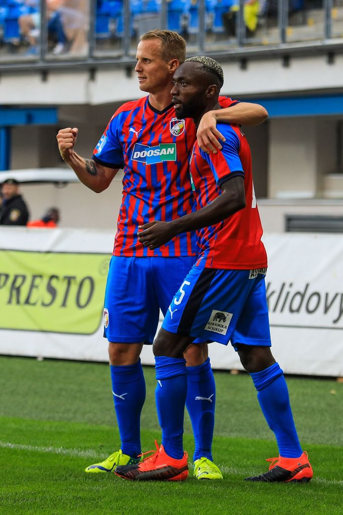 Fortuna Liga: Plzeň vs. Olomouc: David Limberský, Kayamba