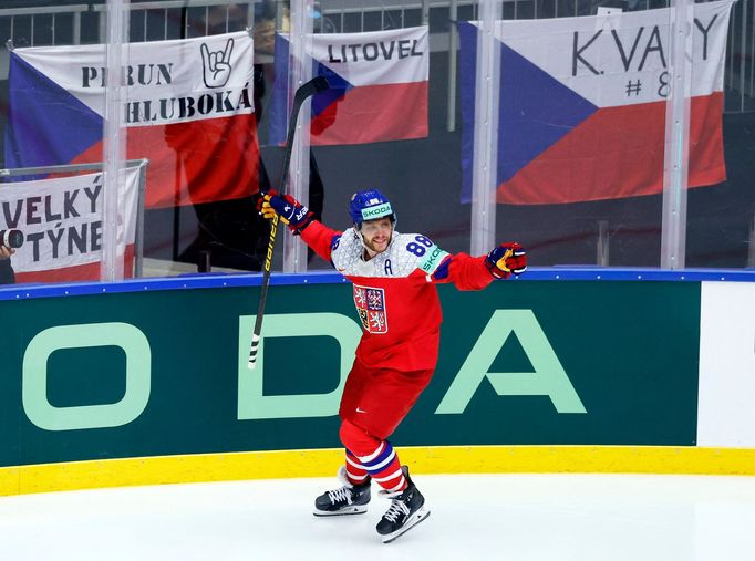 David Pastrňák slaví gól v zápase MS 2025 Česko - USA