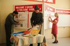 Skrytá tvář komunistických voleb: Archivy ukrývají bizarní incidenty z volebních kampaní