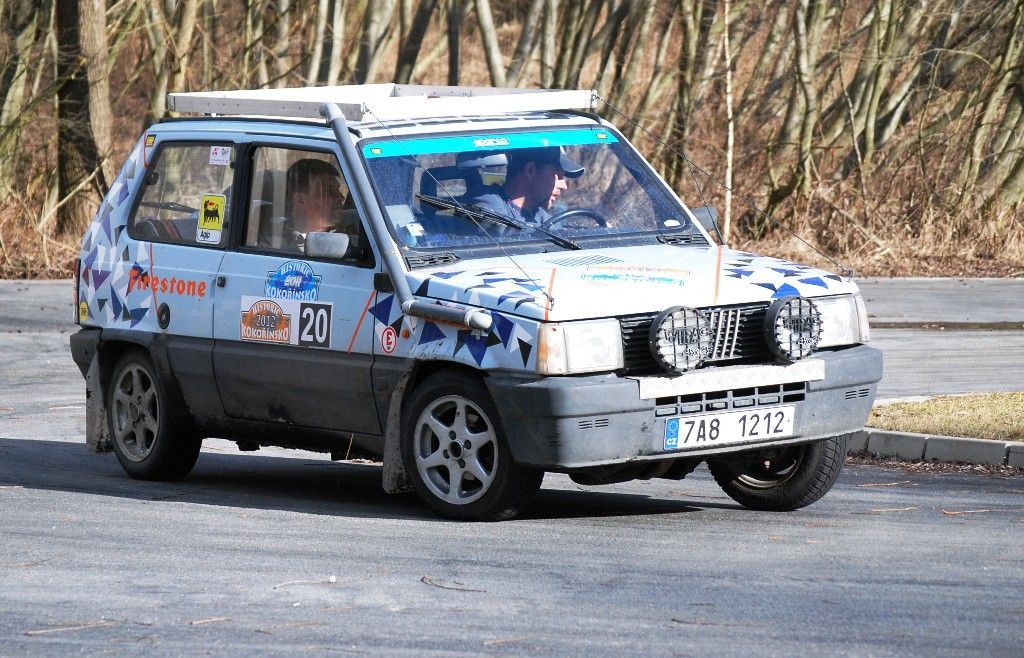 Zimní veteránská rally na Kokořínsku