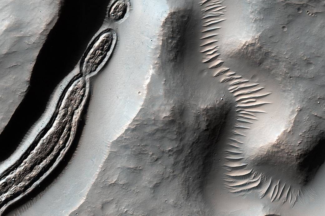 Fotogalerie / Fascinující pohledy na povrch Marsu / NASA / 18