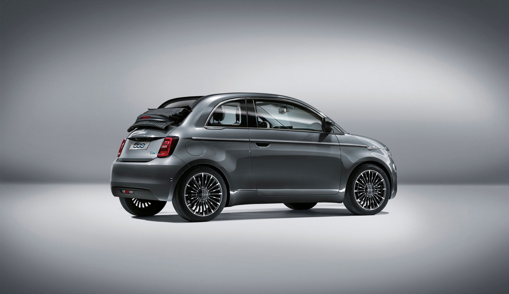 Fiat 500e nová generace elektromobil