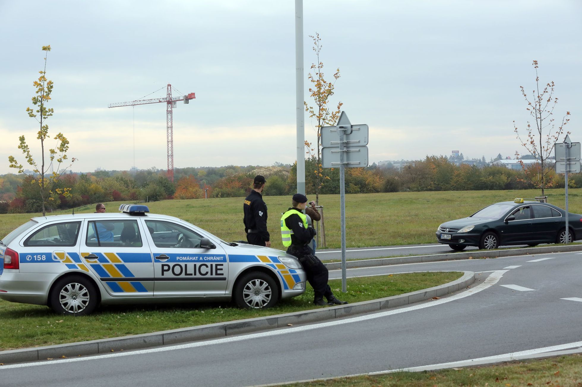 Taxikáři blokují cestu k letišti