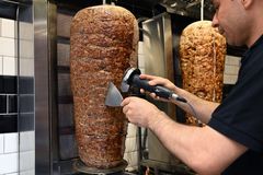 Spor o döner kebab. Německo nesouhlasí s tureckou registrací tradiční receptury