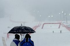 Sněžení a mlha nepustily lyžaře k tréninku v Bormiu. Podmínky by se měly zlepšit