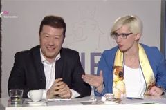 Video: SPD je fašistické hnutí, sorry za to, řekla Šlechtová. Okamura se usmíval, teď chce omluvu