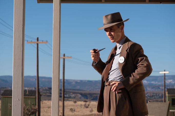 Cillian Murphy jako Robert Oppenheimer.