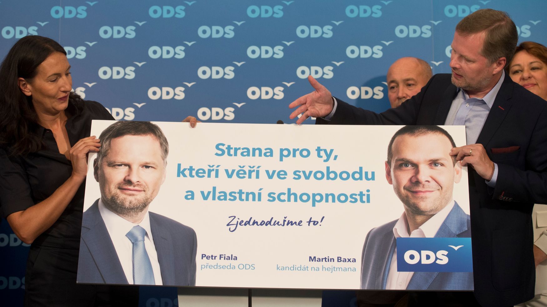 Petr Fiala a Alexandra Udženija zahajují předvolební kampaň ODS.