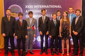 Foto: Tak mladí čeští astronomové vybojovali na celosvětové olympiádě čtyři medaile