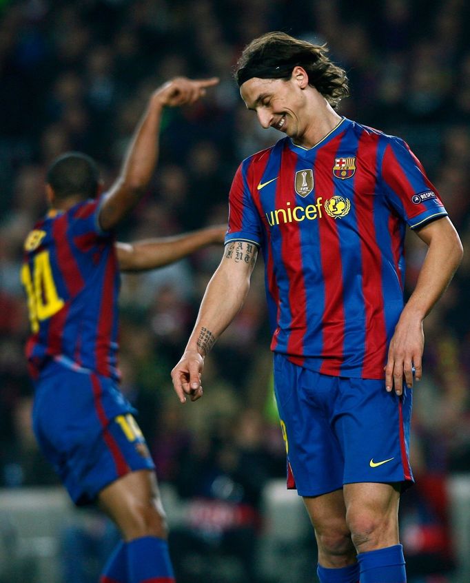 Zlatan Ibrahimovic v dresu Barcelony (2010).