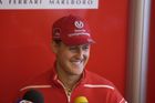 Kde je pravda? Schumi podle bývalého šéfa komunikuje jen očima, na žádné svatbě nebyl