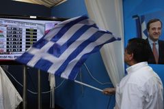 Řecko prodá rafinérii, vodárnu, letiště i dálnice