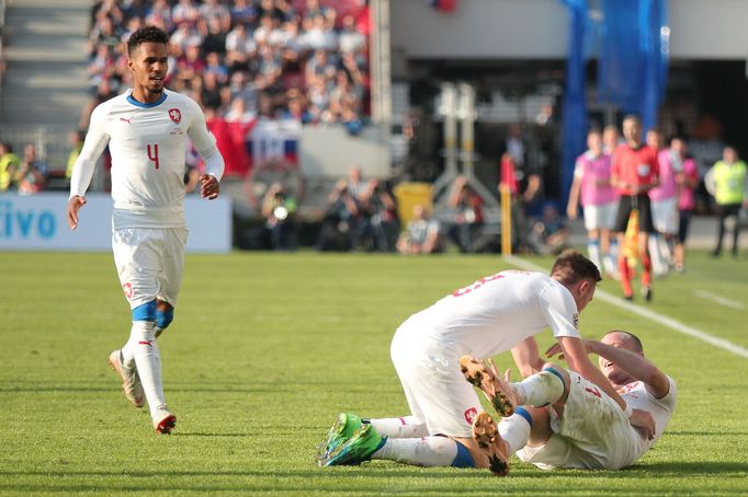 fotbal, Liga národů 2018/2019, Slovensko - Česko, radost českého týmu po gólu Michaela Krmenčíka