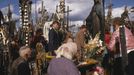 LITHUANIA, Hill of Crosses People praying at ancient pilgrimage site near Siaulial. Vladimir Birgus / Eye Ubiquitous / Hutchison Picture Library