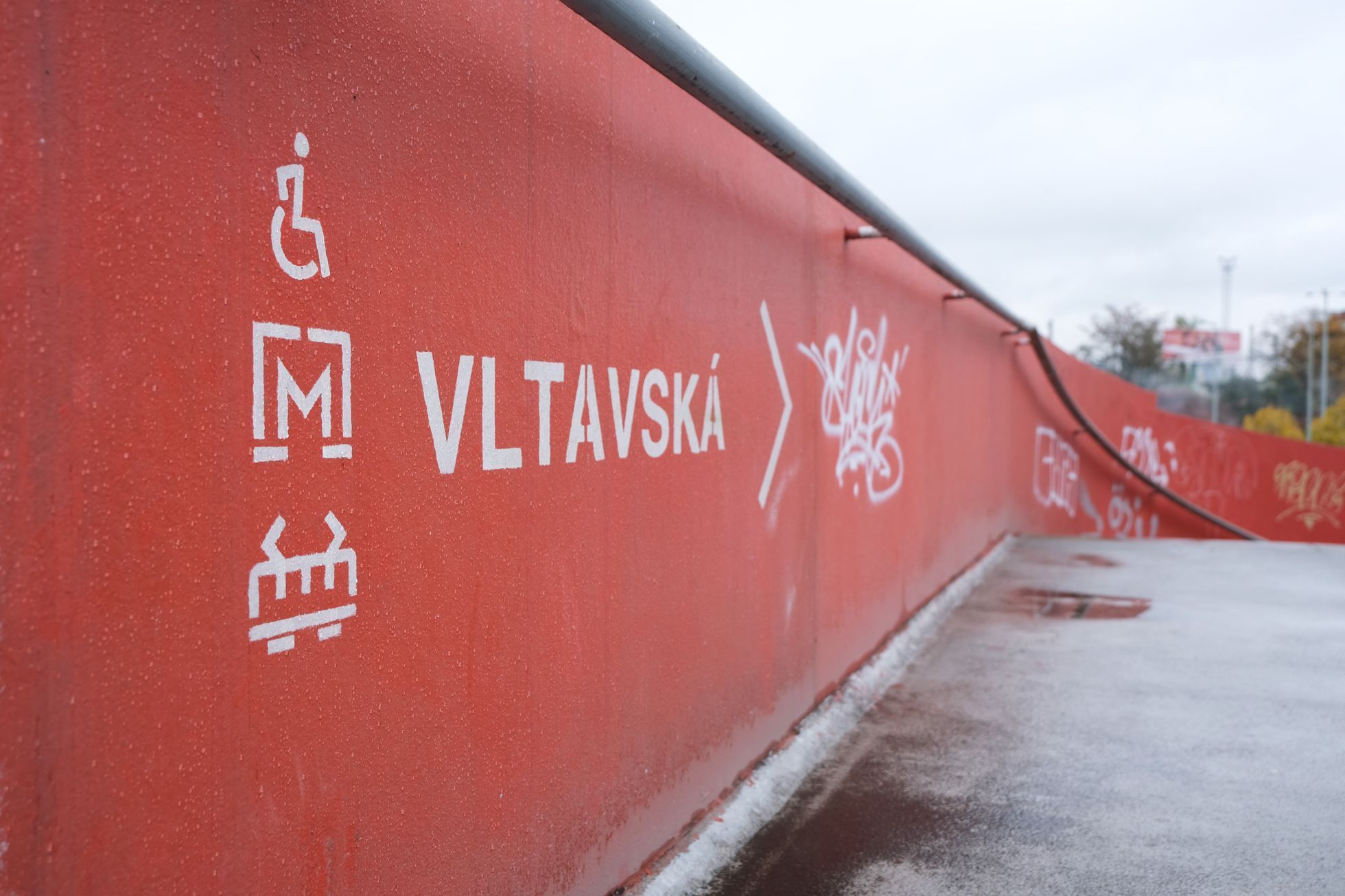 Skatepark - podchody - Vltavská