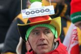 Německý fanoušek přivezl klobouk, který hlásá, že Thüringen zdraví Nové Město na Moravě.