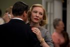 "Je tolik důvodů, proč by se to nemělo dít," říká Cate Blanchett o lesbickém vztahu z filmu Carol
