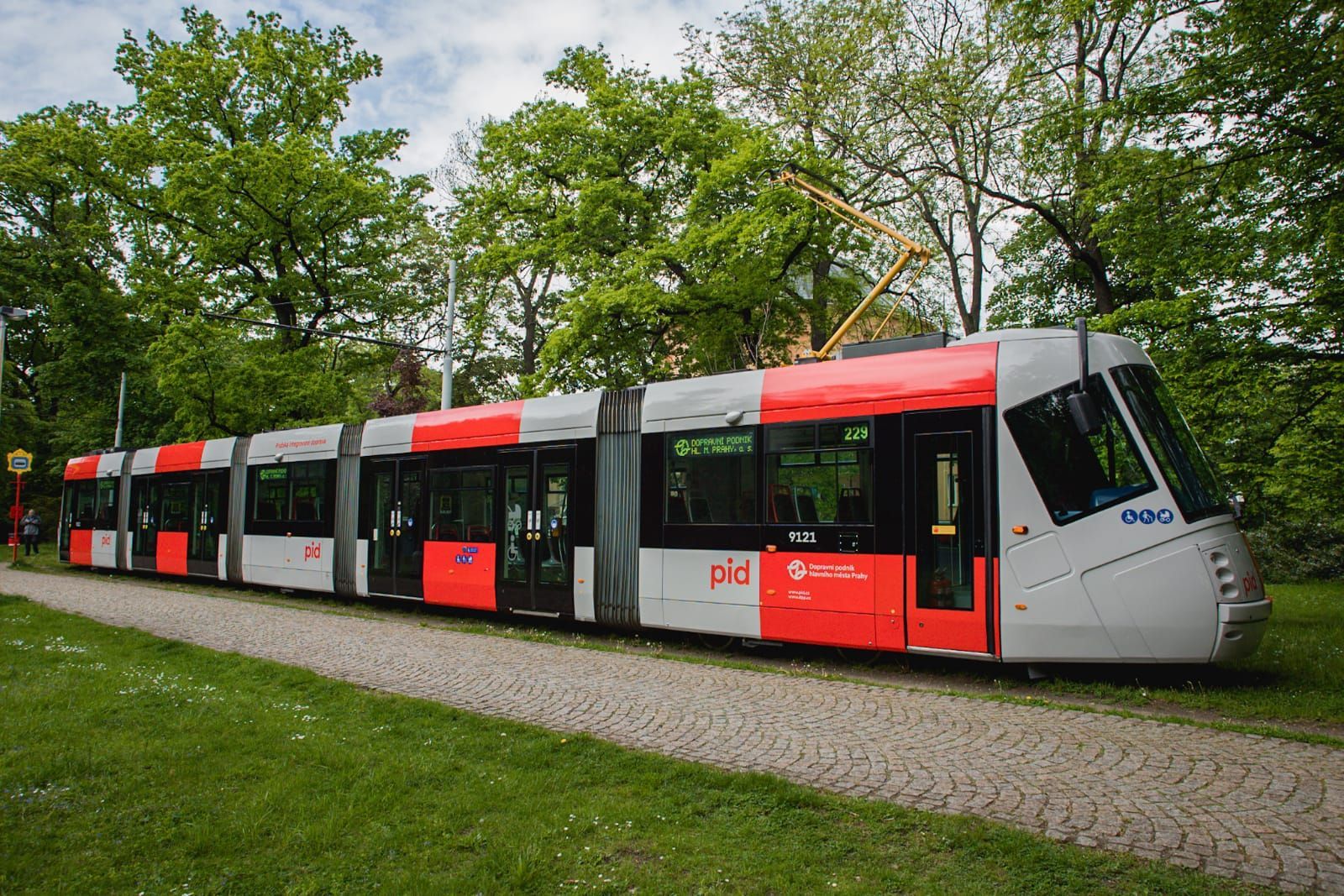 Nová tramvaj č.17 .1