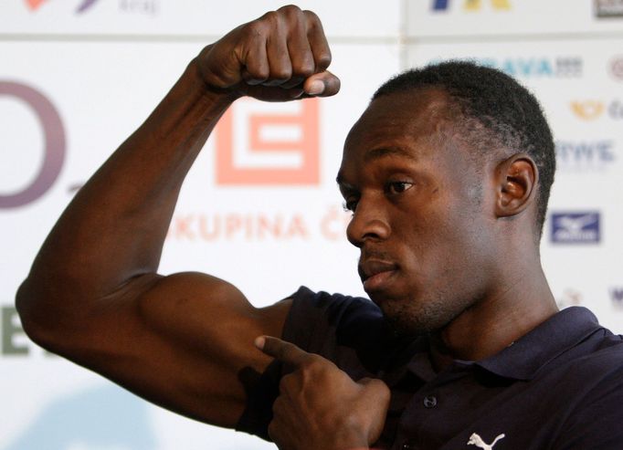 Usain Bolt na tiskové konferenci před Zlatou tretrou.