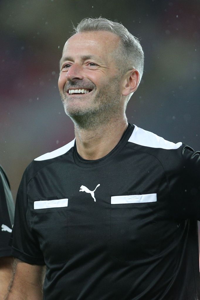 Rozhodčí Martin Atkinson na rozlučce Tomáše Rosického  v Praze 9. 6. 2018