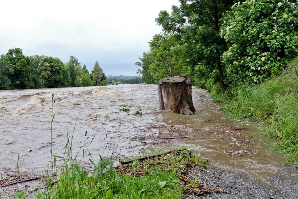 Praha povodně, neděle 2.6.