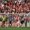 Pavol Straka (FK Jablonec) dostal za svoji nedisciplinovanost, když vstřelil gól do branky Slavie po odpískaném offsidu, žlutou kartu.