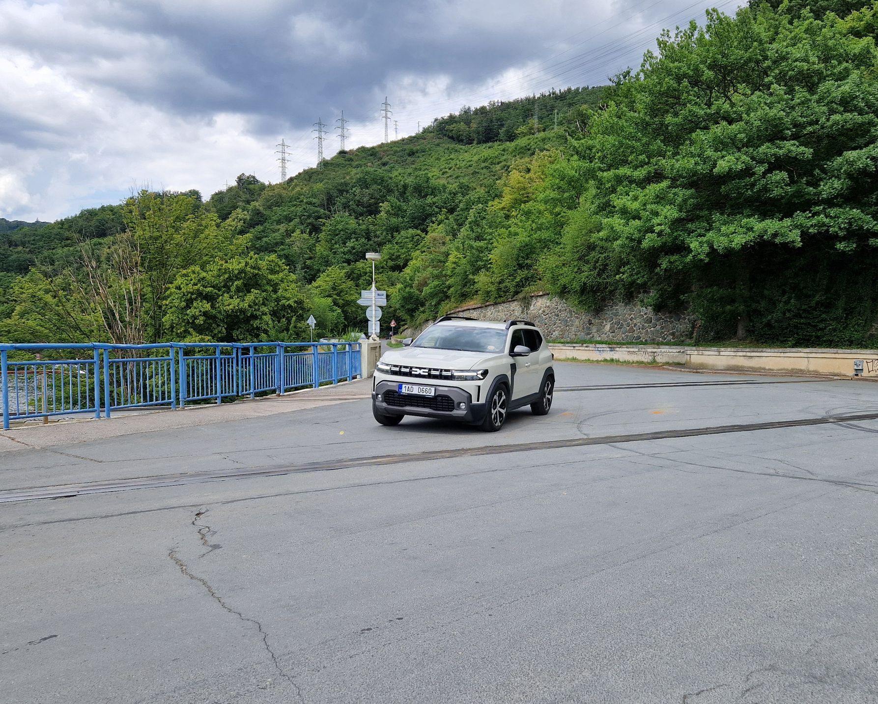 Dacia Duster a Bigster srovnání