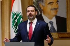 Protivládní protesty uspěly. Libanonský premiér Harírí podá demisi