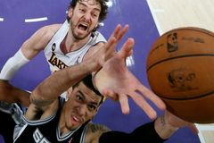 San Antonio smetlo Lakers, dál jde i Miami