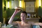 Recenze: HBO vysílá poslední díl nového seriálu s Cumberbatchem. Je nesnesitelný i krásný