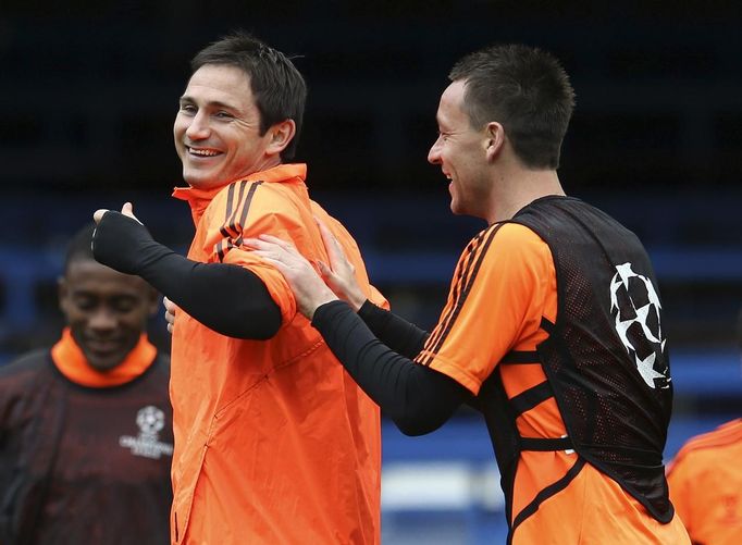 Frank Lampard a John Terry na tréninku před večerním utkáním Ligy mistrů proti Barceloně