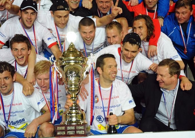 Viktoria Plzeň slaví vítězství v Poháru ČMFS 2010