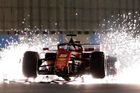 Ferrari se v Sáchiru porazilo samo, ani k tomu nepotřebovalo Mercedes