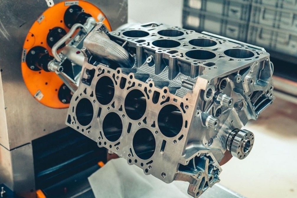 Bentley motor W12