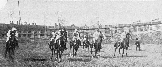 Dostihové závodiště Velká Chuchle v rané éře své existence za Rakouska-Uherska (cca 1907 - 1913)