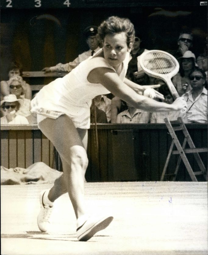 Evonne Fay Goolagongová-Cawleyová (1975)